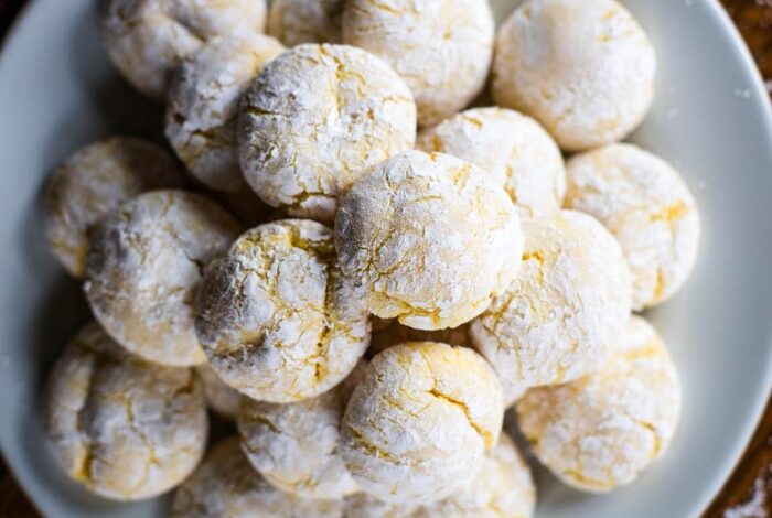 Crisp lemon cake mix cookies