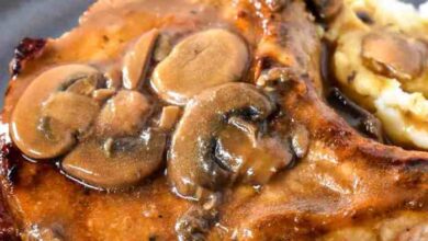 Pork chops in sherry mushroom gravy