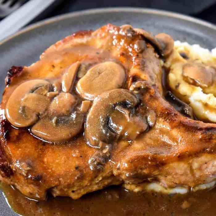 Pork chops in sherry mushroom gravy