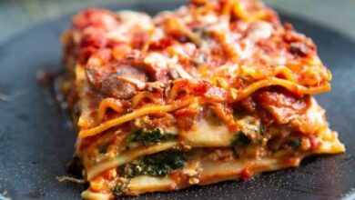 Easy vegetarian spinach lasagna