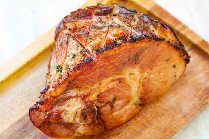 Baked ham with glaze