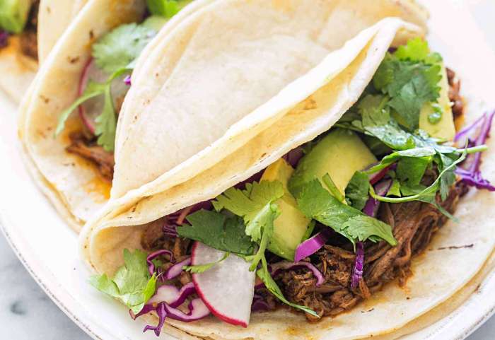 Slow cooker tacos al pastor