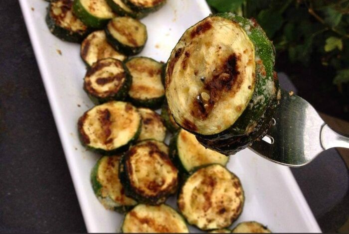 Grilled garlic parmesan zucchini