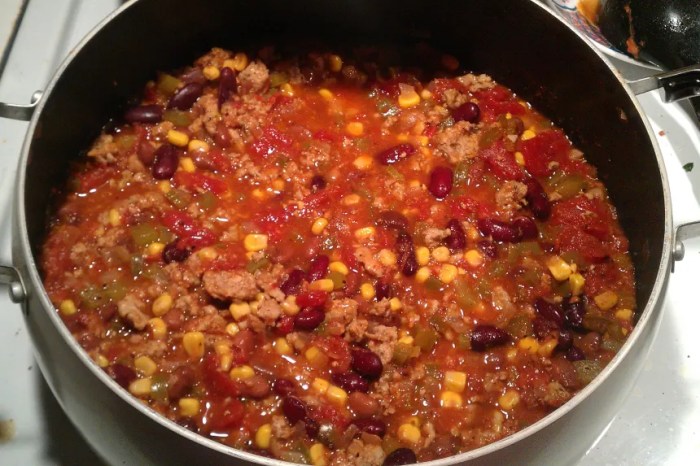 Traditional chili with ground turkey