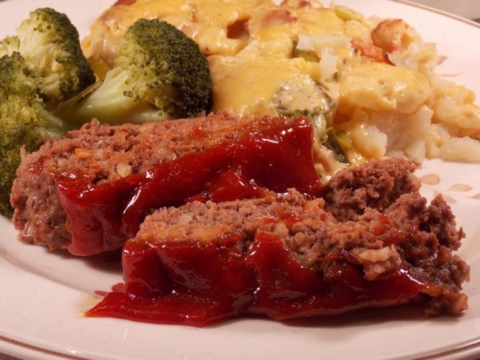 Old fashioned ozarks meatloaf