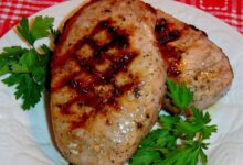 Grilled lemon herb pork chops