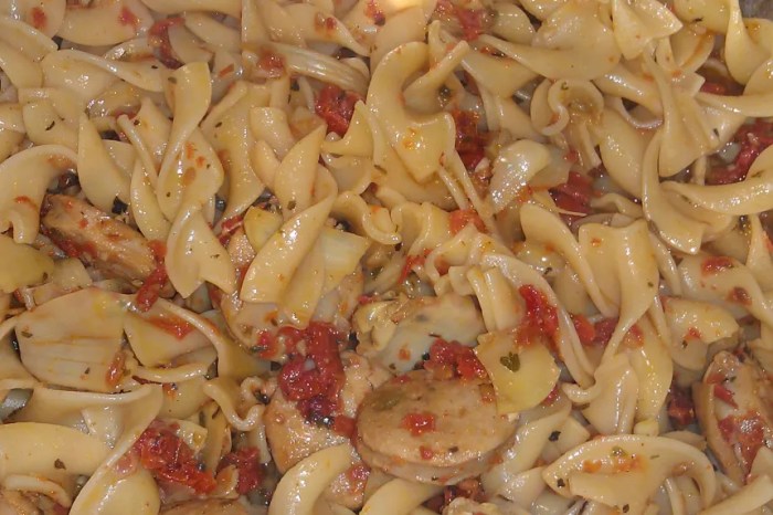 Carries artichoke and sun dried tomato pasta