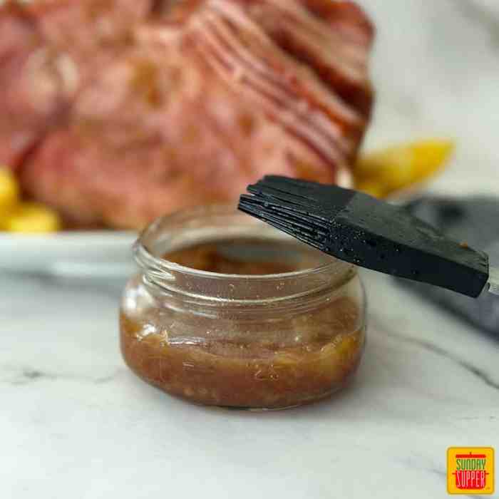 Sweet pineapple glaze for ham