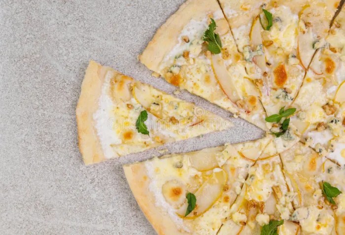 Blue cheese walnut and pear pizza