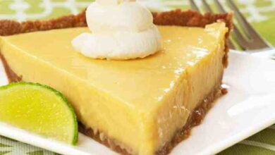 Authentic key lime pie