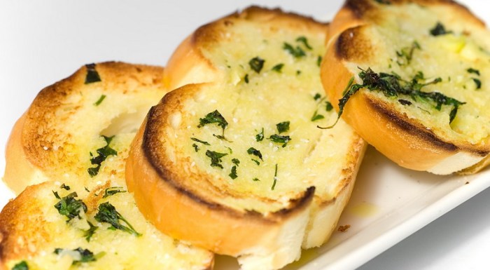 Crescent dough garlic bread