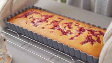 Strawberry buttermilk crumb cake