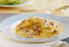 Cheesy scalloped potatoes and ham