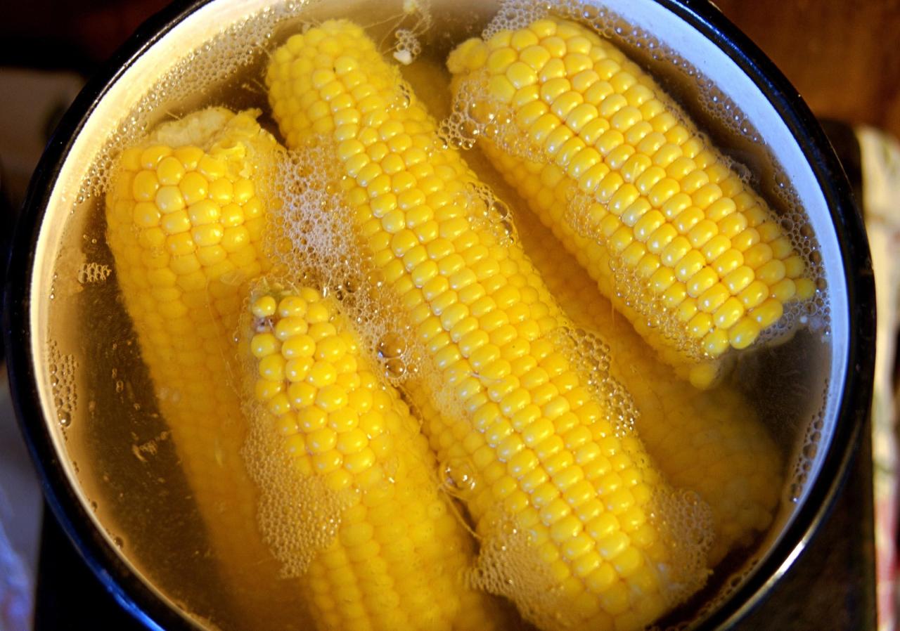 Daddy ks milk boiled corn on the cob