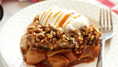 Slow cooker apple crisp