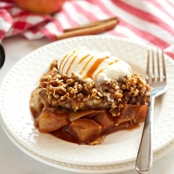 Slow cooker apple crisp