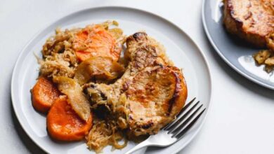 Slow cooker pork and sauerkraut