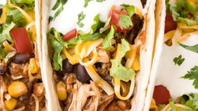 Fiesta slow cooker shredded chicken tacos