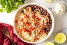 Slow cooker salsa chicken