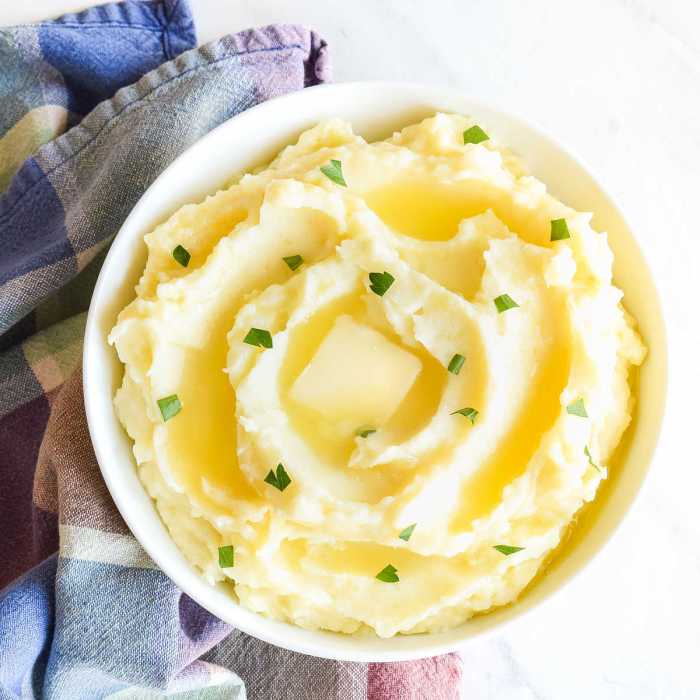 Sour cream mashed potatoes