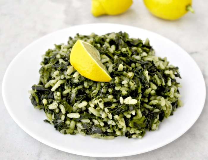 Greek spinach rice spanakorizo