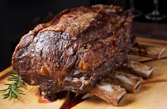 Easy standing rib roast