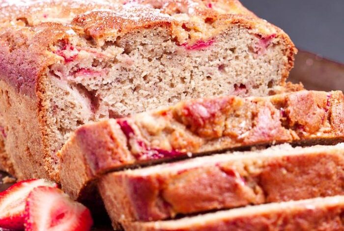 Strawberry banana bread with nuts