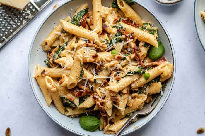 Spinach and sun dried tomato pasta