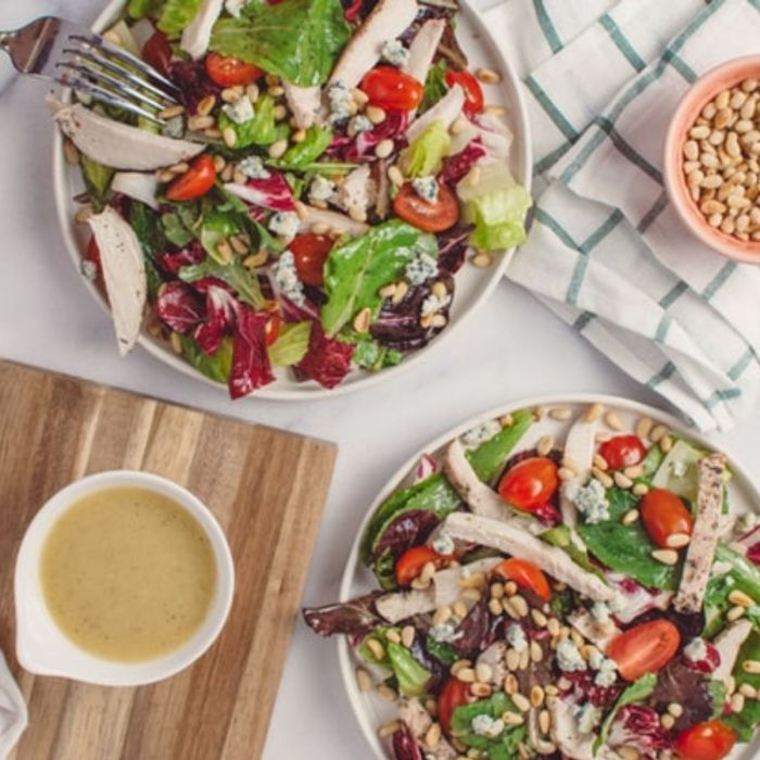 Tasteful tahini salad dressing