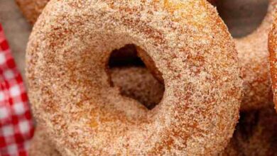 Baked apple cider donuts