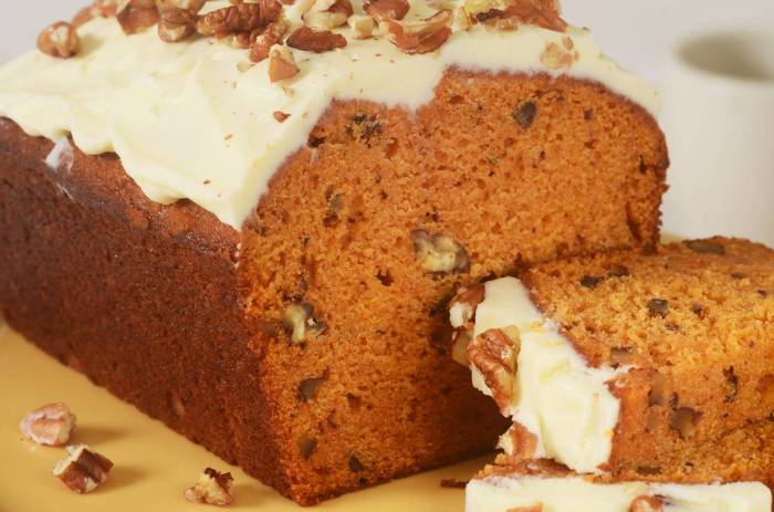 Easy tomato spice cake