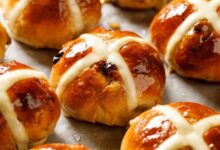 Hot cross buns i