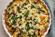 Simple crustless spinach and mushroom quiche