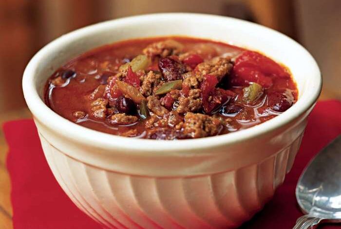 Slow cooker venison chili for the big game