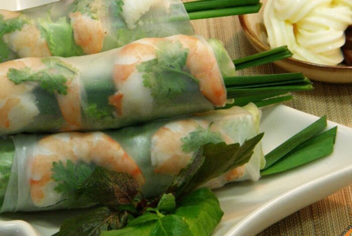 Vietnamese fresh spring rolls