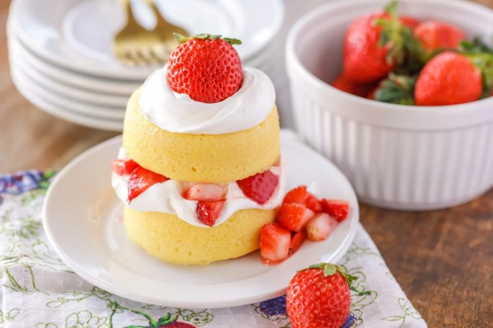 Super easy strawberry shortcake biscuits