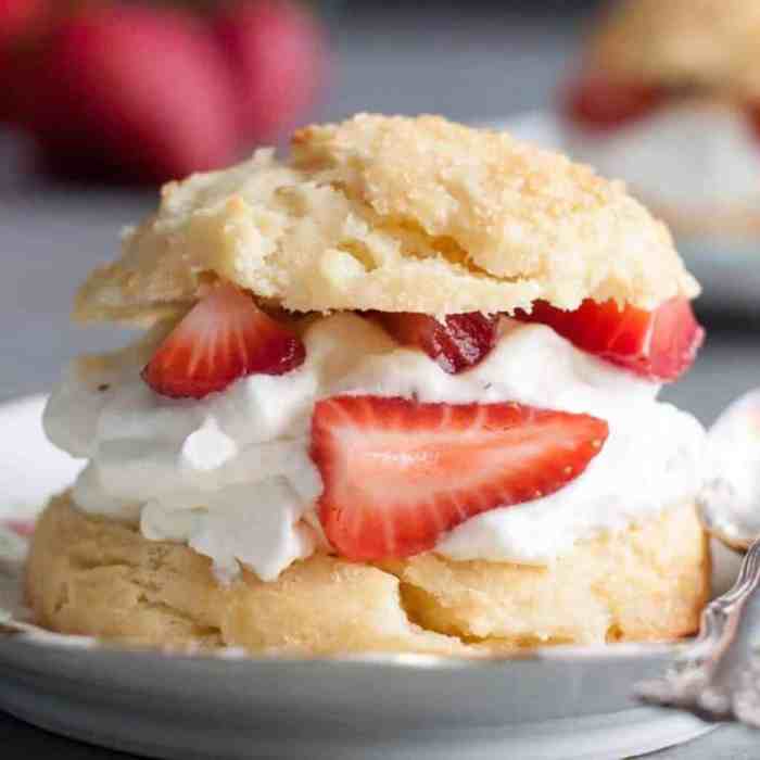 Super easy strawberry shortcake biscuits