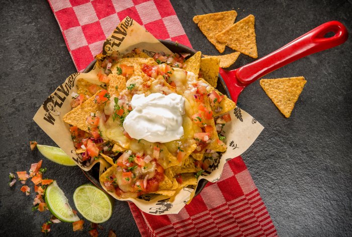 Classic pub style nachos