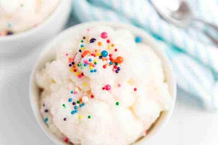 Easy snow ice cream