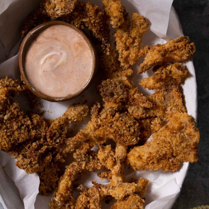 Crispy oyster mushrooms in the air fryer