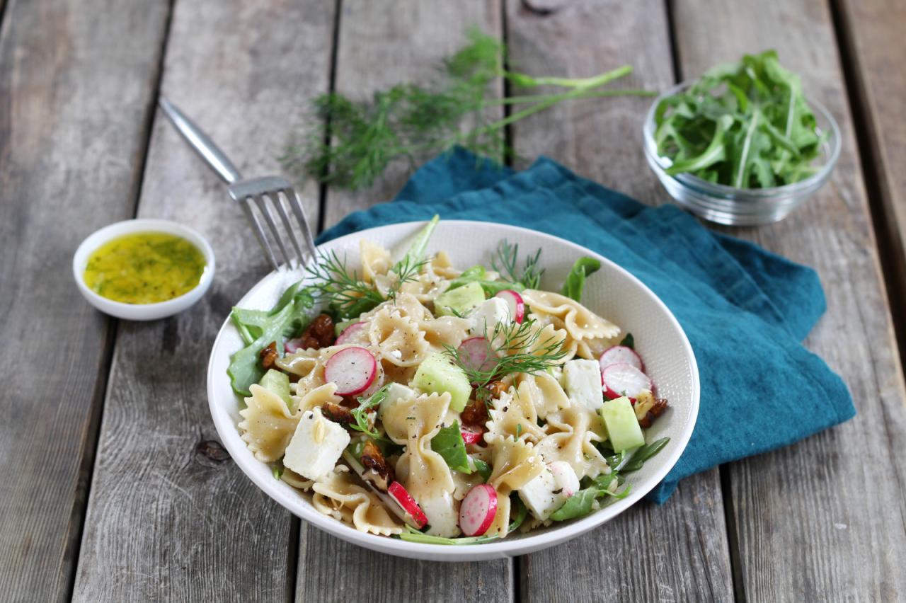 Fresh dill pasta salad