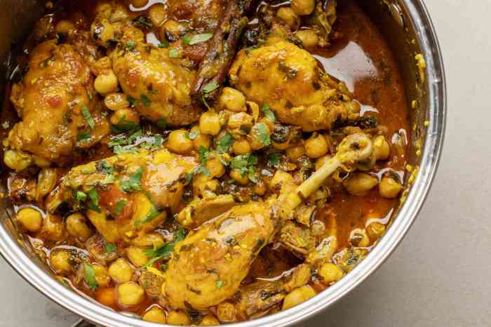 Moroccan chicken tagine with caramelized pears