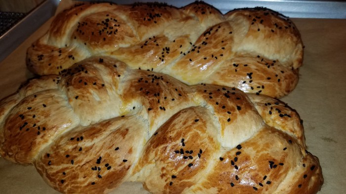 Choereg armenian easter bread