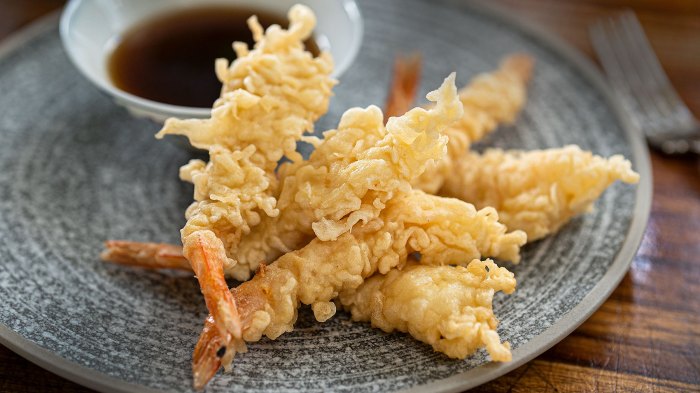 Tempura chef futuredish frying udon