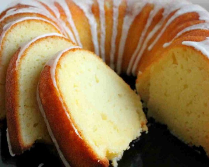 Bundt lemon