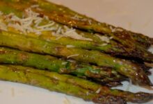 Roasted asparagus with balsamic vinegar