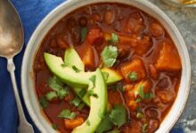 Slow cooker vegan chili