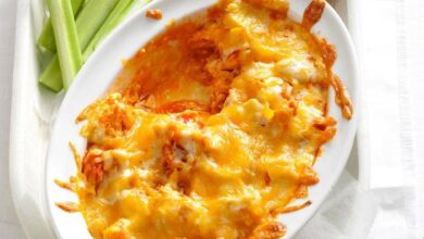 Baked buffalo chicken dip