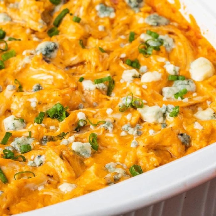 Baked buffalo chicken dip