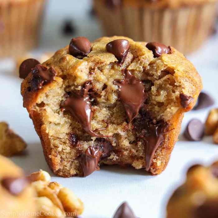 Banana muffins with chocolate chips